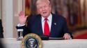 Trump, 'rinunceremo ad alcune sanzioni per le turbolenze sul petrolio'