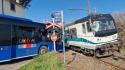 Treno contro autobus nel Viterbese, 5 feriti