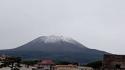 Temperature in forte calo, Vesuvio imbiancato fino a quote basse