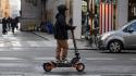 Monopattini, assicurazione e targa obbligatori a partire dal 16 maggio. Il comandante Maccari: &laquo;Controlli mirati&raquo;