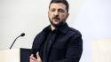 Zelensky sente Macron "Momento di spingere per la fine della guerra"
