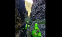 Escursionisti precipitano da un sentiero sul Monte Penna: uno recuperato, l'altro ancora disperso