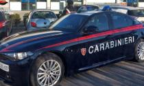 Fuggono dal supermercato con merce non pagata nello zaino ma i carabinieri li fermano nel parcheggio. Denunciati per furto due 20enni stranieri.