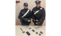 Traversetolo: blitz antidroga dei carabinieri. 24enne arrestato con oltre mezzo chilo di hashish