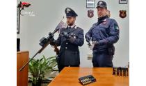 Pellegrino parmense: bracconaggio e armi cariche in auto - blitz notturno dei carabinieri. quattro persone denunciat