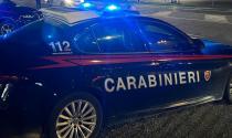 Fidenza: magneti, scatole schermate e pantaloni "a zampa" per eludere i controlli. I carabinieri fermano tre persone al centro commerciale, un 31enne &egrave; stato arrestato.