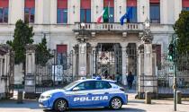 Bloccato all'ospedale Maggiore con tre smartphone addosso, uno restituito a un paziente: 44enne denunciato