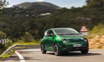 Al volante della nuova Twingo, l'elettrica retr&ograve; sotto i 20mila euro