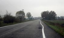 Le righe sulle strade sono storte: polemiche e tante prese in giro