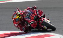 Martin in pole in Malesia, Bagnaia cade ed &egrave; nono in griglia