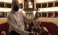 Al teatro Regio suona il violino di cristallo - Video