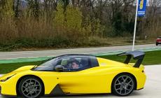 René Arnoux si esalta sul circuito di Varano con la Dallara Stradale