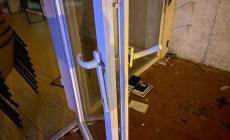 Vandali al Modulo Eco, chiuso da due anni - Foto. Manifattura Urbana: "Perché il Comune lo lascia abbandonato?" 