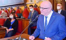 Lo storico cerimoniere del Comune si congeda tra gli applausi del Consiglio Comunale