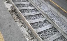 Chiede di indossare la Ffp2, capotreno aggredita da alcuni minorenni