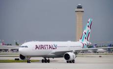 Air Italy, la compagnia invia  1.322 lettere di licenziamento