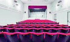 Serata con il teatro dialettale
