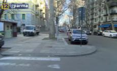 Aggressione in via Verdi, indagini no stop. E i residenti chiedono presidi - Video