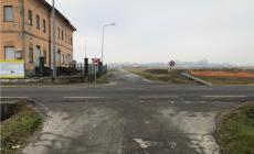 Via alla riqualificazione: per tre settimane chiusa completamente la Sp 8 di Sissa. Pedoni compresi