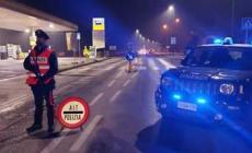 Violenze tra bande fuori dalla discoteca, 13 denunciati 