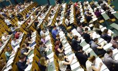 Medicina,  martedì la carica dei 65mila candidati al test di ammissione per 16mila posti
