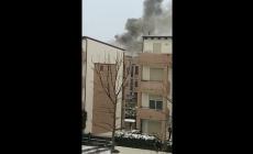 Collecchio, domato l'incendio: concesso il rientro di 7 famiglie su 9- Video