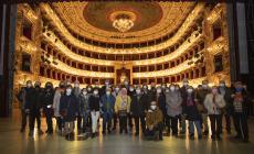 Gli abbonati della Gazzetta  in visita al Regio