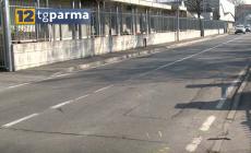 In vespa finisce contro un muro, muore 69enne in via Anselmi  - Video