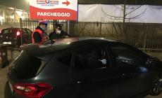 Sequestrano il vicino per farsi dare un monopattino di cui non era in possesso: denunciati