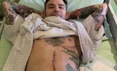 Fedez  torna a casa (dopo l'operazione): "Grazie ai medici torno a vivere"