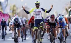 Gand-Wevelgem, storica vittoria dell'eritreo Girmay. E' il primo africano a vincere una classica