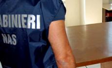 Falsi Green pass e vaccini, arrestato un medico
