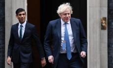Partygate: Johnson paga la multa ma non si dimette 
