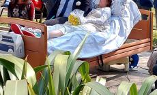 Laura,  le nozze con Andrea all’hospice dell’ospedale Niguarda pochi giorni prima di morire