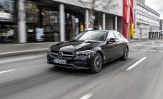 Mercedes C 300d, il diesel ibrido da brividi