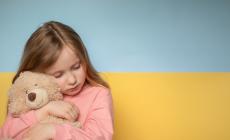 Bimbi e paura della guerra. Otto consigli per superarla