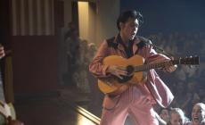 A Cannes esplode la Elvis-mania con il film di Baz Luhrmann (e con i Maneskin) che piace alla famiglia del re