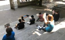 Barrio 22: la camminata letteraria insieme ai performer del liceo Ulivi