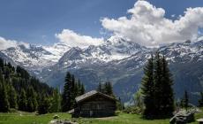 Crollano dei seracchi sul Grand Combin: due morti e 9 feriti 
