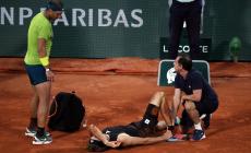 Roland Garros,  Zverev che sfortuna! S'infortuna, Nadal in finale.