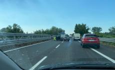 Incidente in tangenziale Nord  in direzione Piacenza poco prima dell’uscita di via Mantova. Traffico bloccato