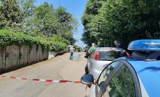Donna uccisa a colpi di pistola dall'ex compagno, poi trovato morto con il cadavere di un'altra donna e dell'esplosivo in auto