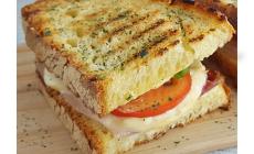 Mangia panino al ristorante, muore studentessa Erasmus 