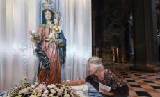 Dopo le polemiche il dietrofront, la statua della Madonna sarà alla processione sul Po