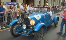 Mille miglia, entusiasmo per la tappa parmigiana. Cherubini: "La cosa più bella? La gente" - Video