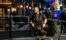 Sparatoria in discoteca a Oslo: due vittime, arrestato un uomo. Annullato il Gay Pride  Foto 