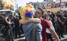 A Istanbul quasi 400 fermati per Gay Pride