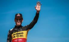 Show di Van Aert, prima vittoria in solitaria al Tour 2022 