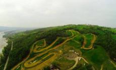 Quindicenne cade dalla moto sulla pista di cross di Monte Michelone