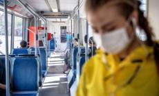 Obbligo di mascherine sui bus fino al 30 settembre, i sindacati: "Passeggere e passeggeri rispettino le regole"